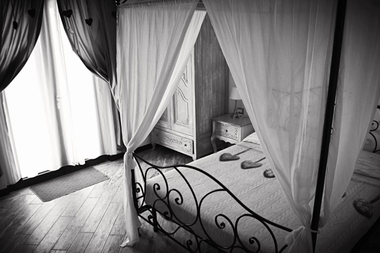 Amici Holiday B&B Di Bielak Aneta Izabela Веццано-Лигуре Экстерьер фото