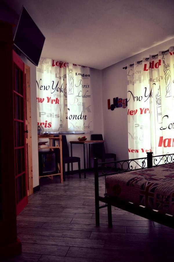 Amici Holiday B&B Di Bielak Aneta Izabela Веццано-Лигуре Экстерьер фото